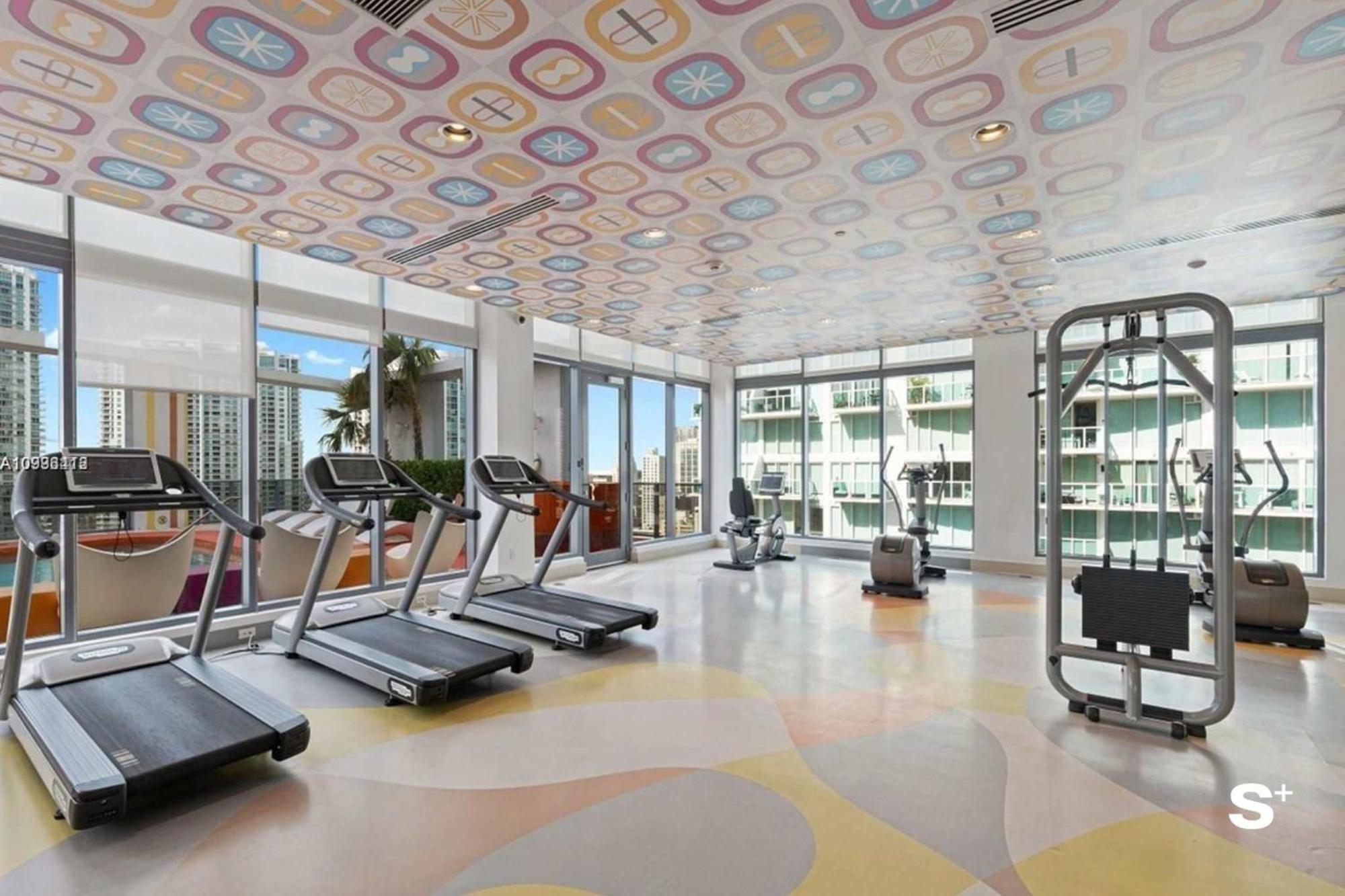 Stylish 2bd By Brickell Centre *